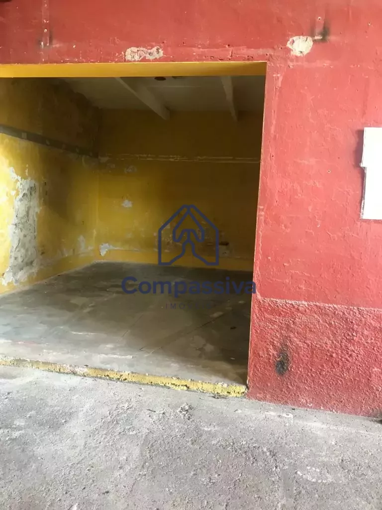 VENDE-SE Galpão Comercial